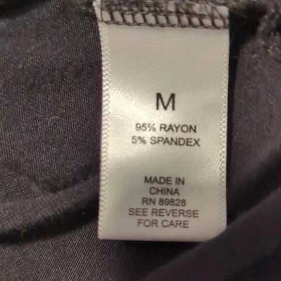 LOGO Lori Goldstein 3/4 Sleeve Tunic Blouse with Pockets Black Size Medium - Picture 4 of 4